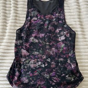 Lululemon Sculpt Tank II in the Floral Illusion pattern